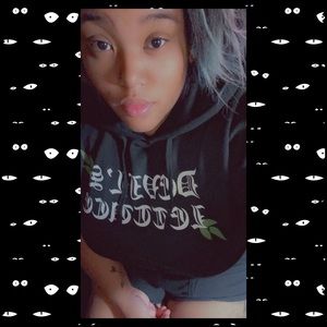 Meet your Posher, Alexus